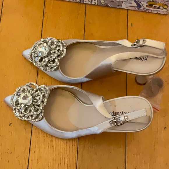 Jeffrey Campbell Zivot Pump Size: 8.5 - Picture 12 of 14